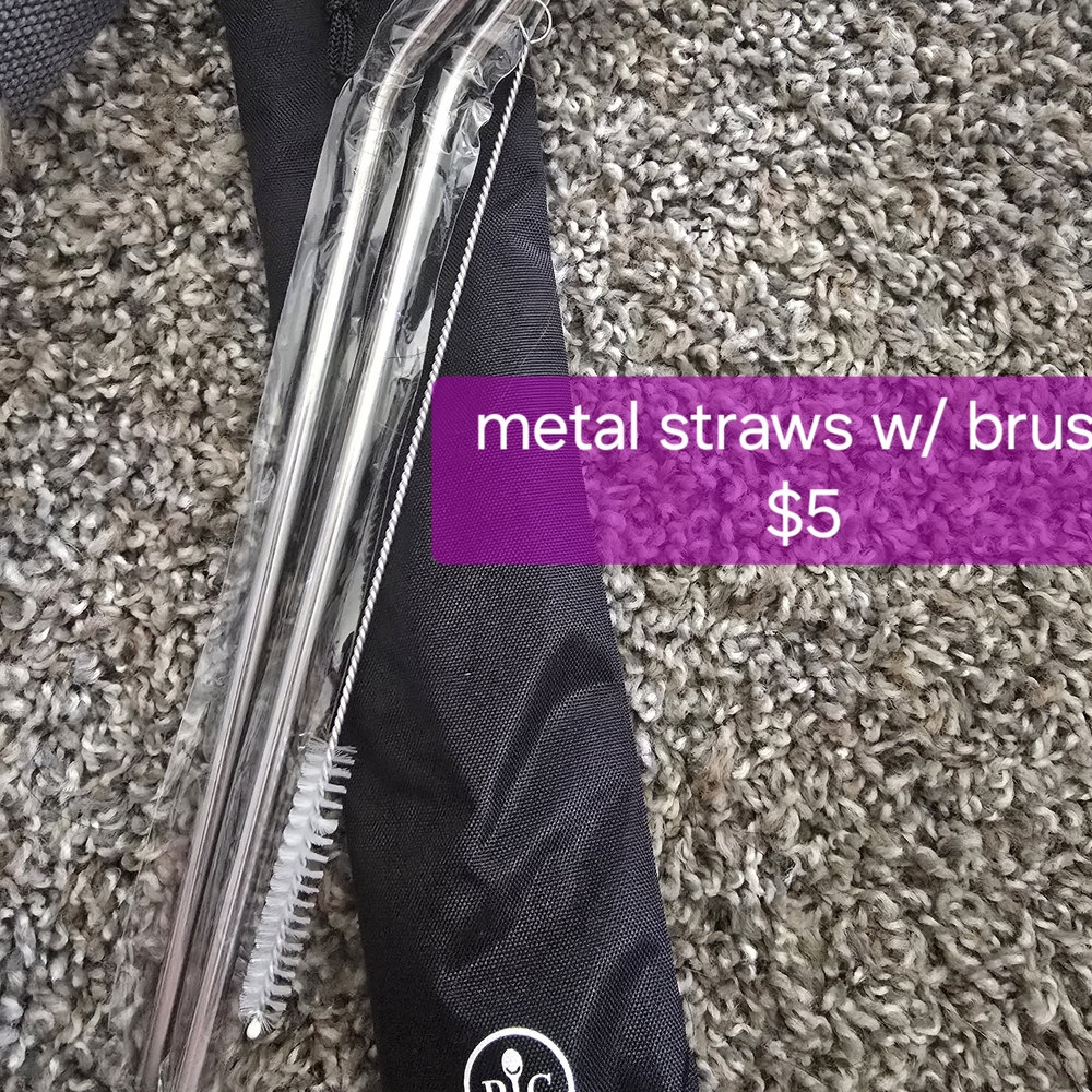 Pampered Chef Reusable Metal Straws with Brush